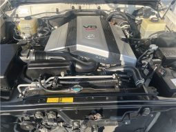 Toyota Land Cruiser Cygnus 2002 full