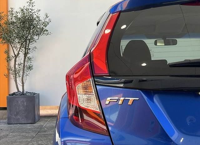 Honda Fit 13G F Package 2010 full