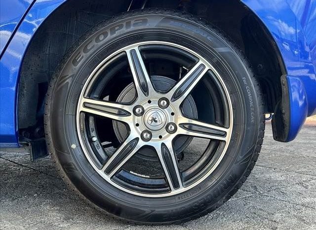 Honda Fit 13G F Package 2010 full