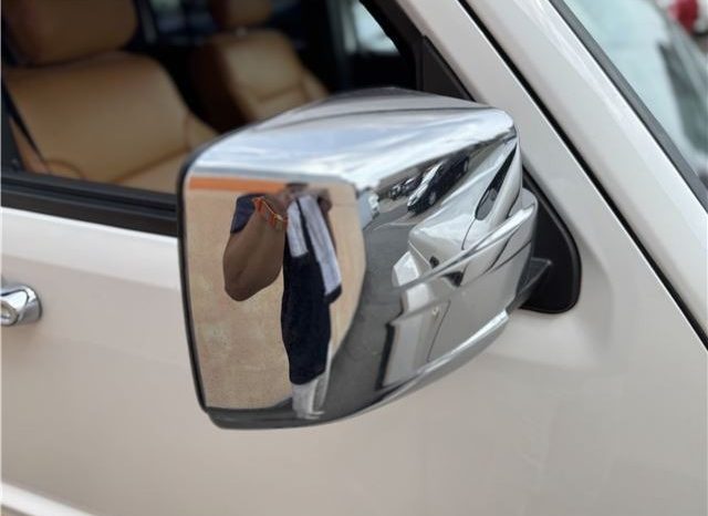 Chrysler Jeep Cherokee Sports Cross 4WD 2012 full