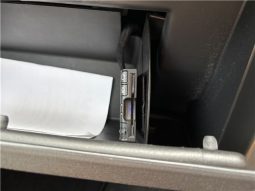 Chrysler Jeep Cherokee Sports Cross 4WD 2012 full