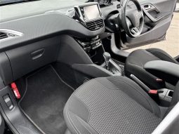 Peugeot 208 Allure Cielo PKG 2016 full