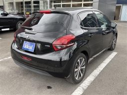 Peugeot 208 Allure Cielo PKG 2016 full