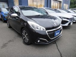Peugeot 208 Allure Cielo PKG 2016 full