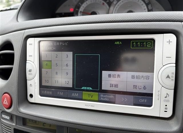 Toyota Sienta  2013 full