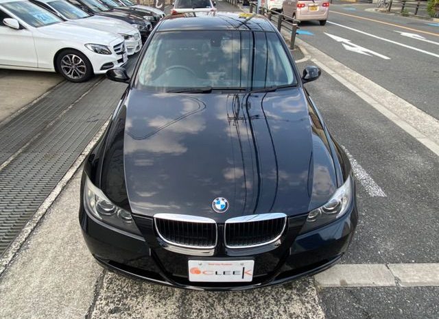 BMW 3-Series 320i 2008 full