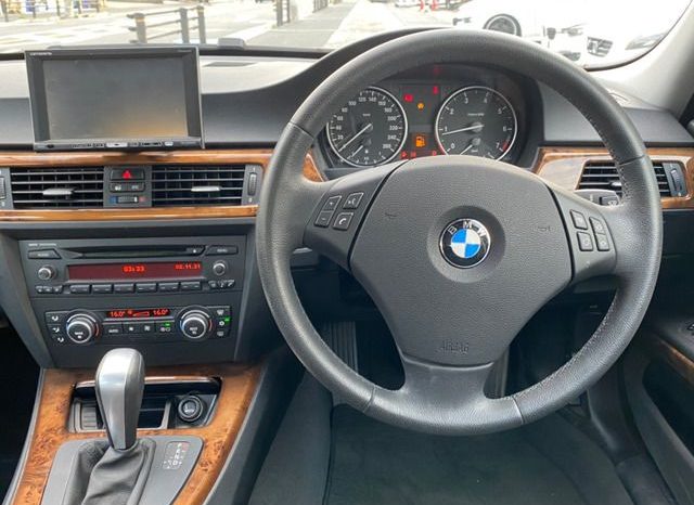 BMW 3-Series 320i 2008 full