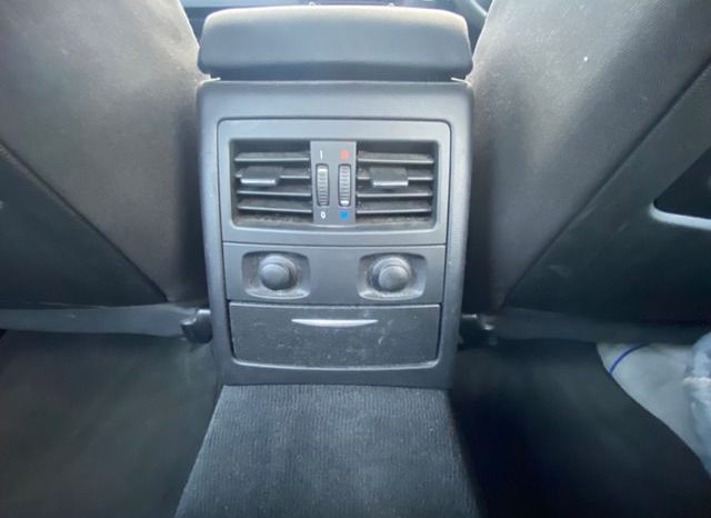 BMW 3-Series 320i 2008 full