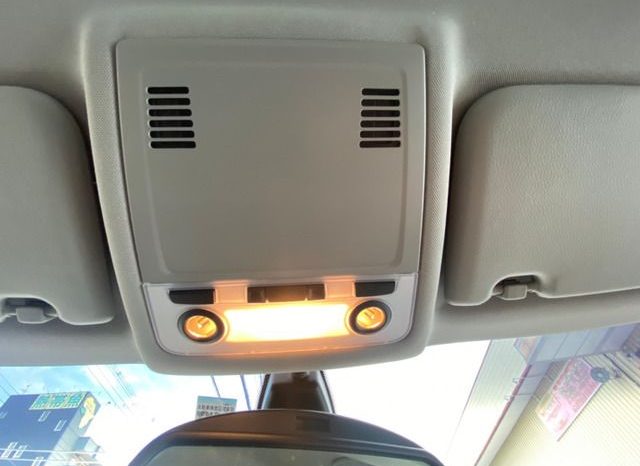 BMW 3-Series 320i 2008 full