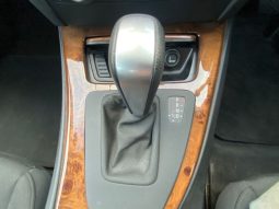 BMW 3-Series 320i 2008 full