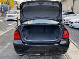 BMW 3-Series 320i 2008 full