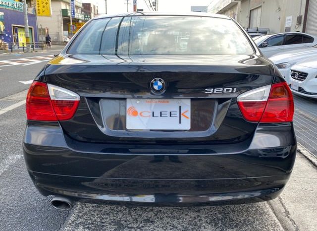 BMW 3-Series 320i 2008 full