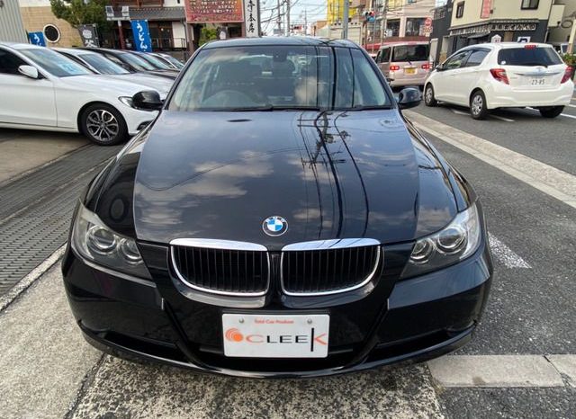 BMW 3-Series 320i 2008 full