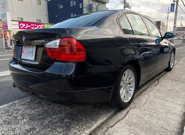 BMW 3-Series 320i 2008 full