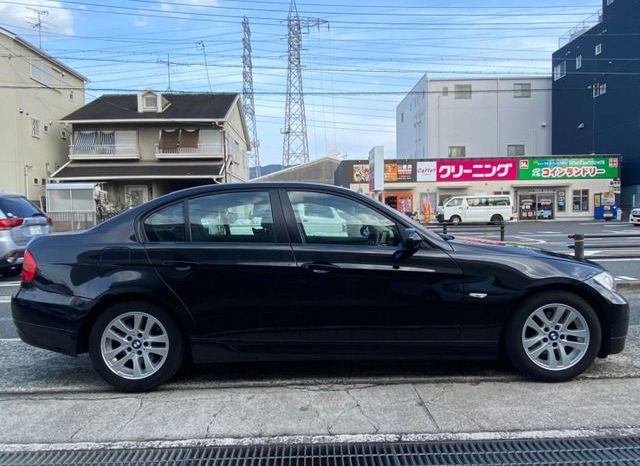 BMW 3-Series 320i 2008 full