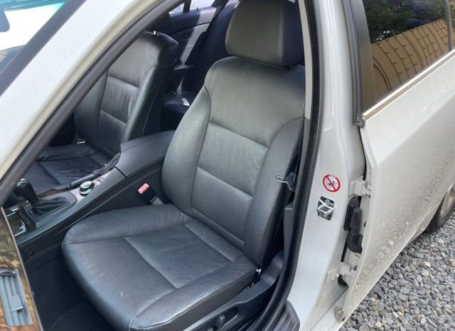 BMW 5 Series 525i 2004 full