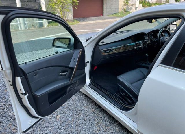 BMW 5 Series 525i 2004 full