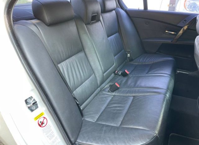 BMW 5 Series 525i 2004 full