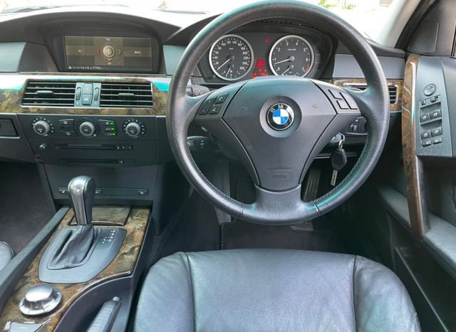 BMW 5 Series 525i 2004 full