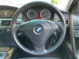 BMW 5 Series 525i 2004 full