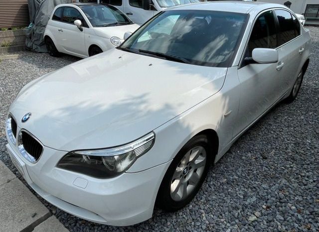 BMW 5 Series 525i 2004 full