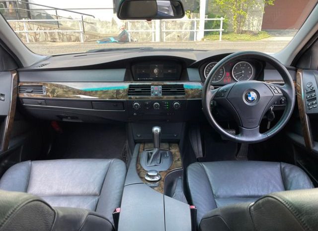 BMW 5 Series 525i 2004 full