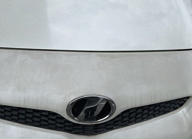 Toyota Vitz U 2008 full