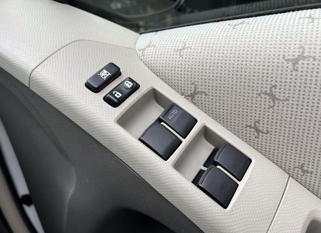 Toyota Vitz U 2008 full