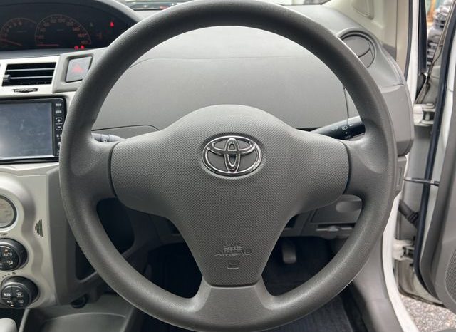 Toyota Vitz U 2008 full