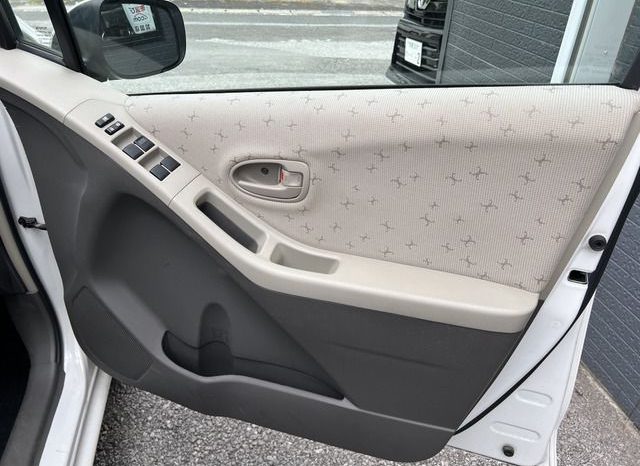 Toyota Vitz U 2008 full