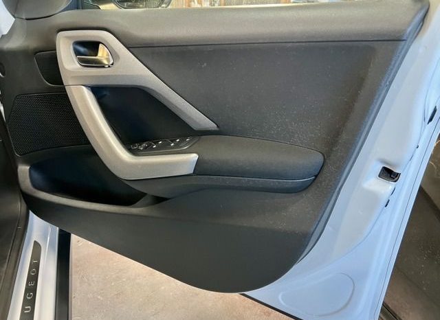 Peugeot 2008 Cross City 2016 full