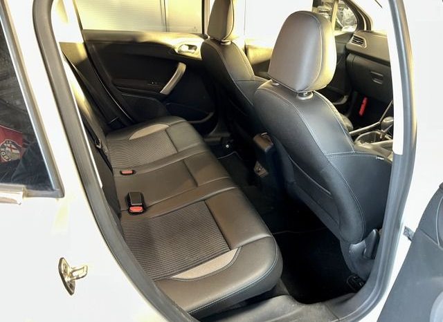 Peugeot 2008 Cross City 2016 full