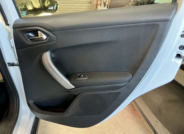 Peugeot 2008 Cross City 2016 full