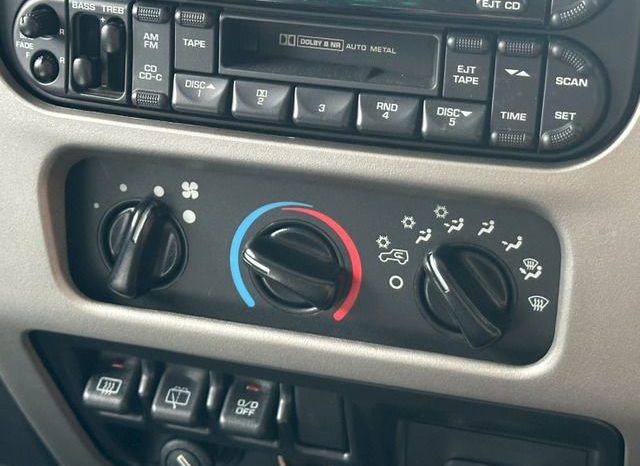 Chrysler Jeep Wrangler Sahara 2005 full