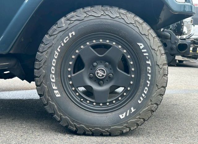 Chrysler Jeep Wrangler Sahara 2005 full