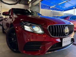 Mercedes Benz E-Class E200 Aventgarde Sport 2016 full