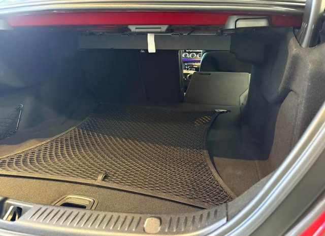 Mercedes Benz E-Class E200 Aventgarde Sport 2016 full