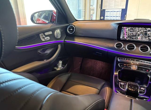 Mercedes Benz E-Class E200 Aventgarde Sport 2016 full