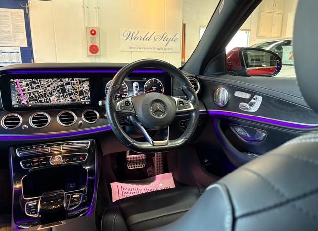 Mercedes Benz E-Class E200 Aventgarde Sport 2016 full