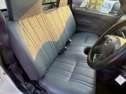 Toyota Hilux Deluxe Single Cab 2001 full