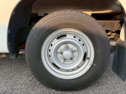 Toyota Hilux Deluxe Single Cab 2001 full