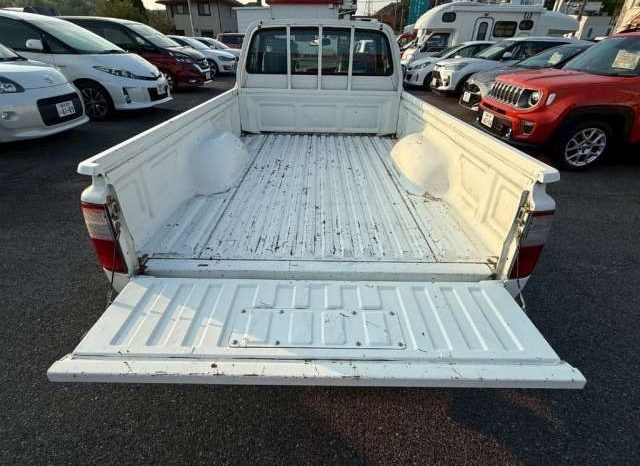 Toyota Hilux Deluxe Single Cab 2001 full