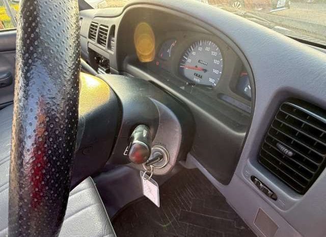 Toyota Hilux Deluxe Single Cab 2001 full