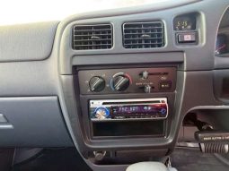 Toyota Hilux Deluxe Single Cab 2001 full