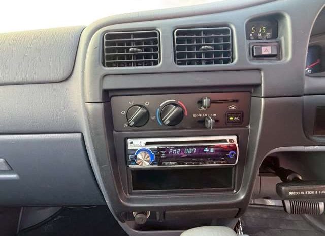 Toyota Hilux Deluxe Single Cab 2001 full