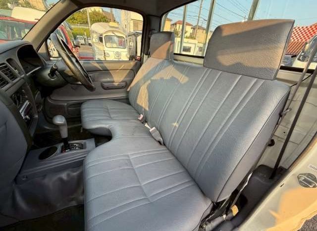 Toyota Hilux Deluxe Single Cab 2001 full