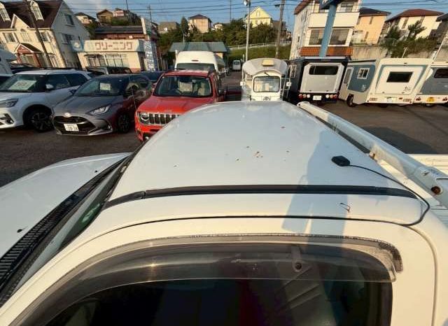 Toyota Hilux Deluxe Single Cab 2001 full