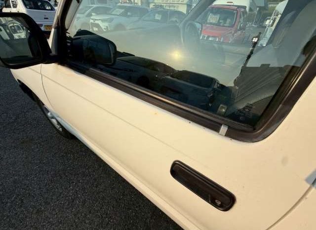 Toyota Hilux Deluxe Single Cab 2001 full