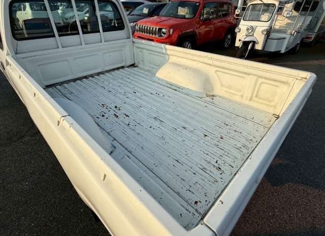 Toyota Hilux Deluxe Single Cab 2001 full