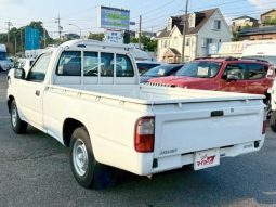 Toyota Hilux Deluxe Single Cab 2001 full